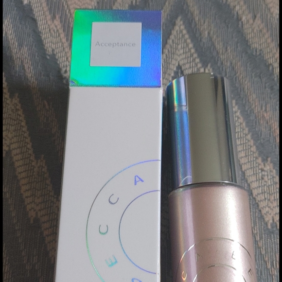 Becca Ignite in Acceptance - Picture 3 of 8